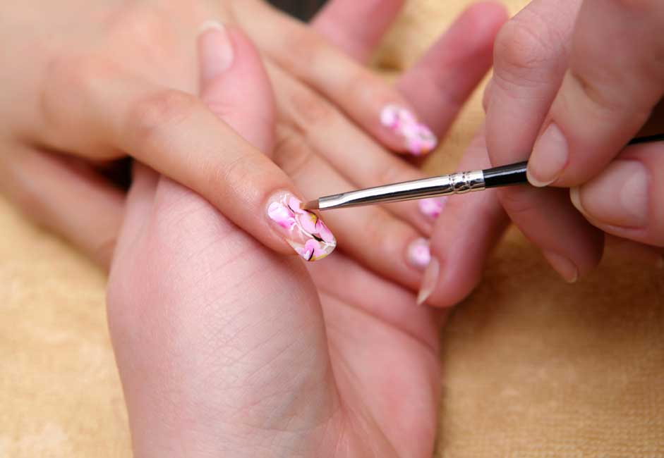 nail spa in karama dubai 