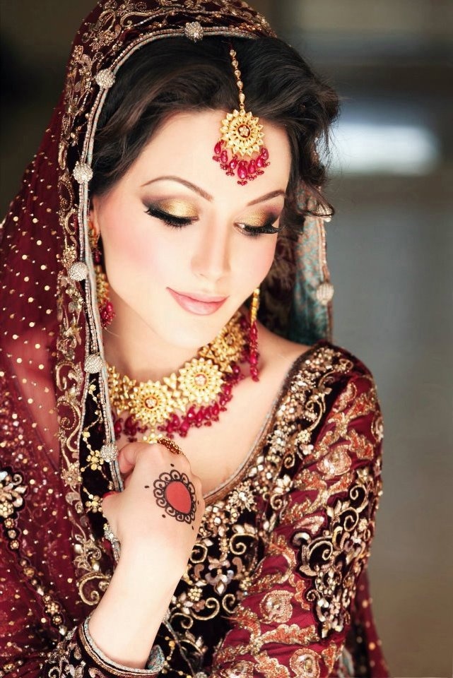 Beauty Parlour in Karama: Bridal Beauty Timeline - Eyana Salon
